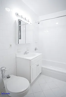 Rented by LC Lemle Real Estate Group | media 15