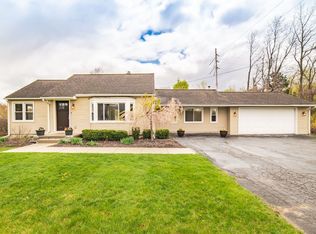 9003 Elizabeth Lake Rd, White Lake, MI 48386