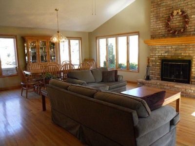 2310 Overlook Dr, Bloomington, MN, 55431