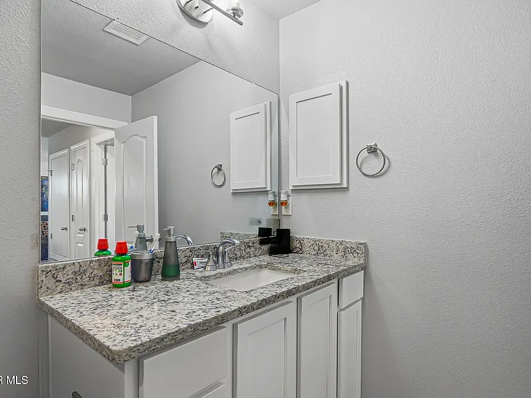 13852 Paseo De La Luna Ave — Photo 36