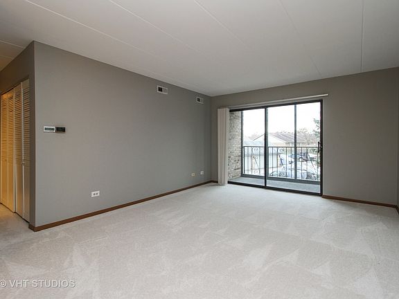 2nd image of 13308 W Circle Drive Pkwy APT 106