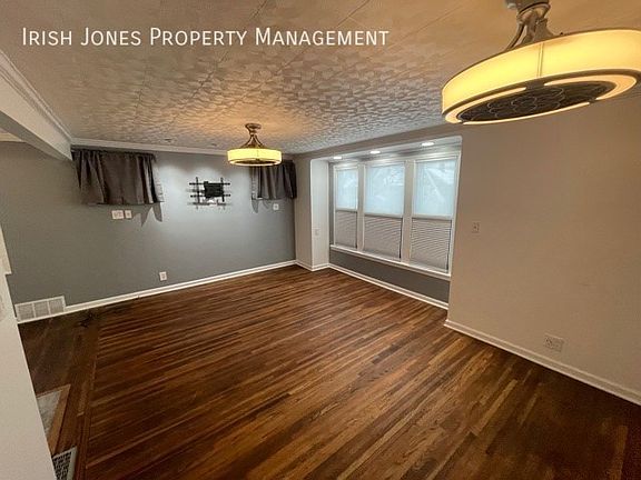 5th image of 233 Saint Lawrence Ave APT 2