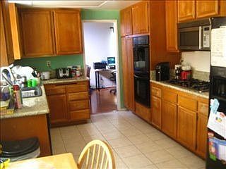 4th image of 24797 Plumtree Ct