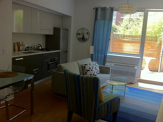 Sold by Theofanis Farserotis, LREB | media 3