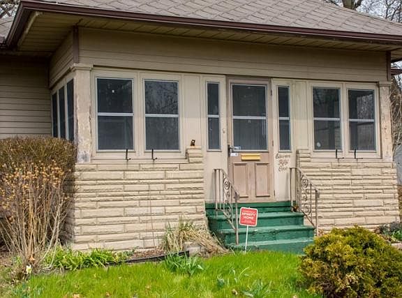 2nd image of 1151 E Dayton St