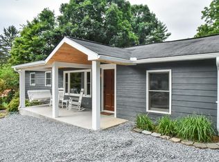 5 E Keesler Ave, Black Mountain, NC 28711