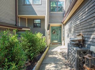 15 Concord Rd BUILDING 15-G, West Milford, NJ 07480