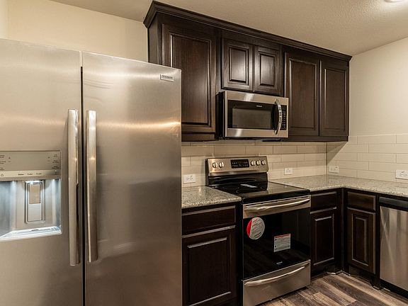 5th image of 6814 Topaz Dr