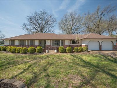 727 N Leonard St, Girard, KS, 66743