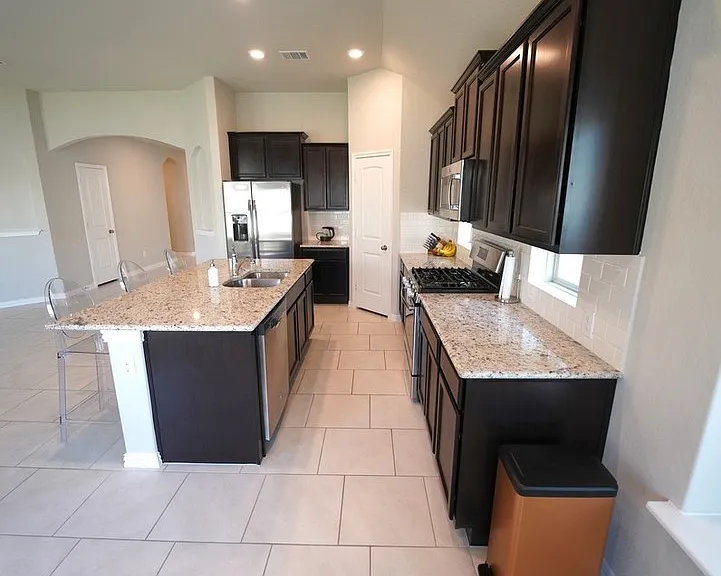 723 Gallorette Blf — Photo 22