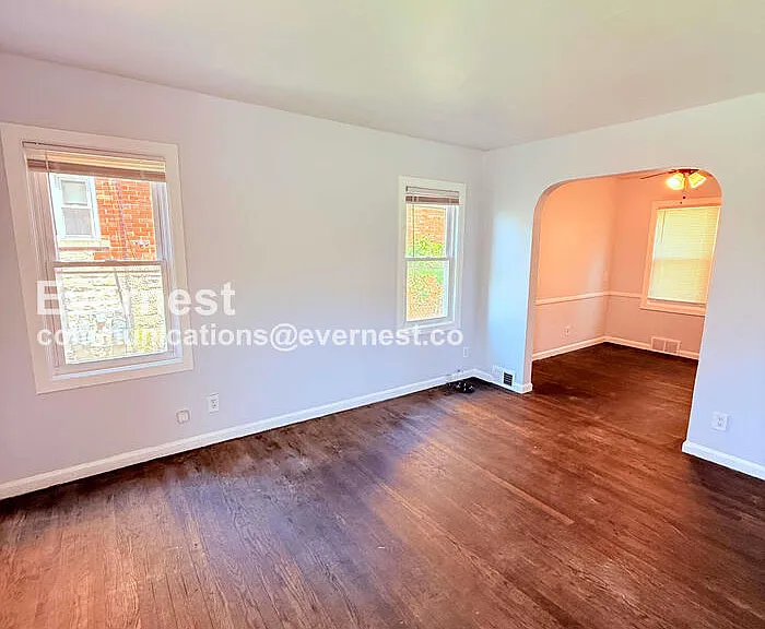 16834 Fairfield St — Photo 6