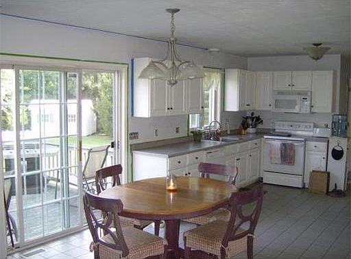 4th image of 83 Paine Rd