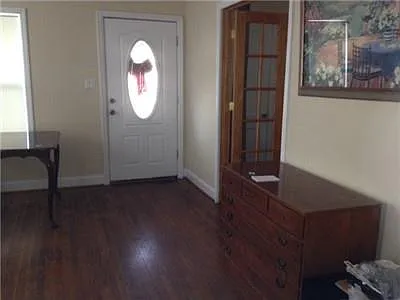 3 bed, 3.5 bath, 1212 sqft, $2,500 — Photo 3