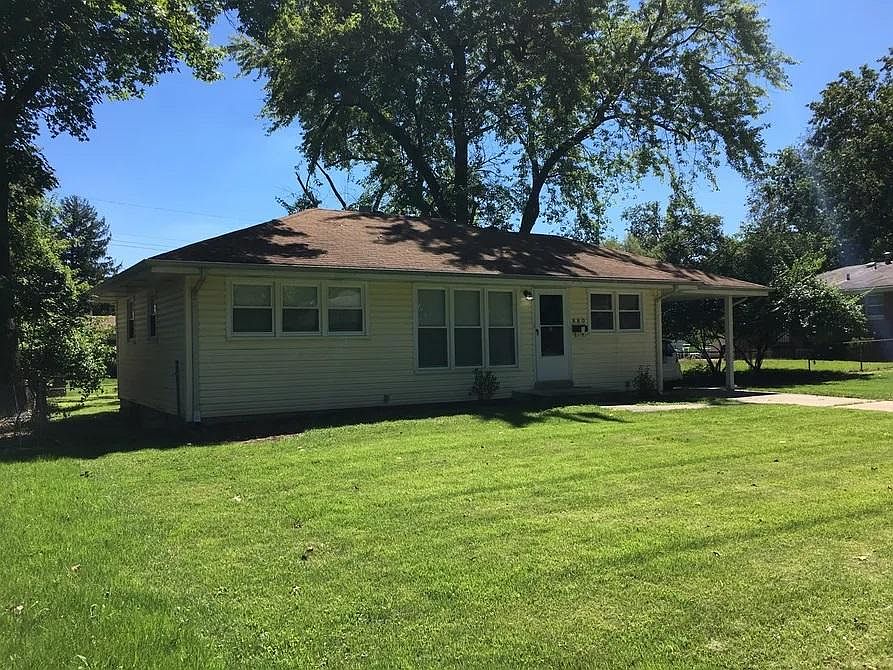 1st image of 880 Saint Brendan Ln