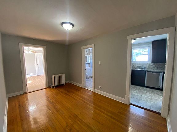 5th image of 4206 N Kilpatrick Ave #2F