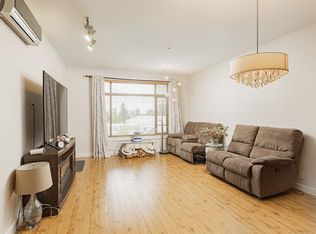 8067 207th St #405, Langley, BC V2Y 0P1