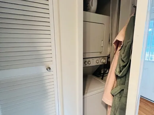 13 Auburn St #2, Charlestown, MA 02129