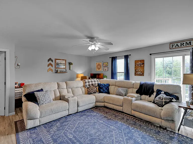 665 Walnut Tree Dr #665 — Photo 13