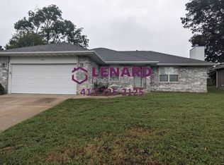 3841 W Lombard St, Springfield, MO 65802