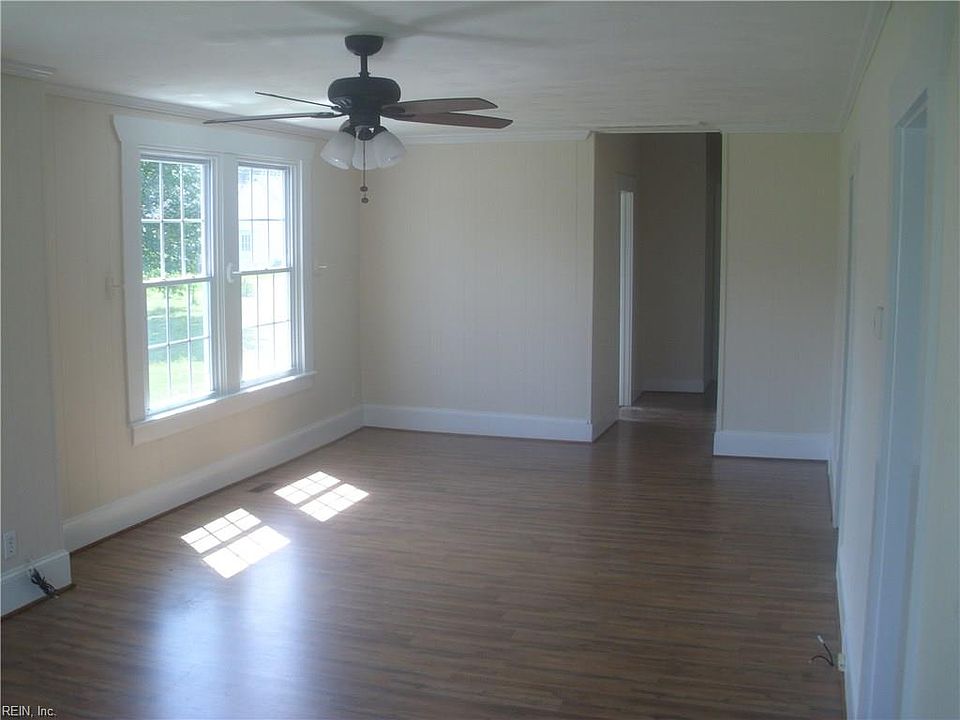 1st image of 4423 Bart St