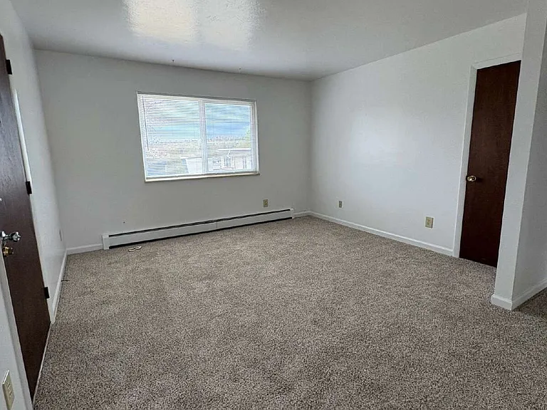 4216 Forest Hill Ct #C — Photo 2
