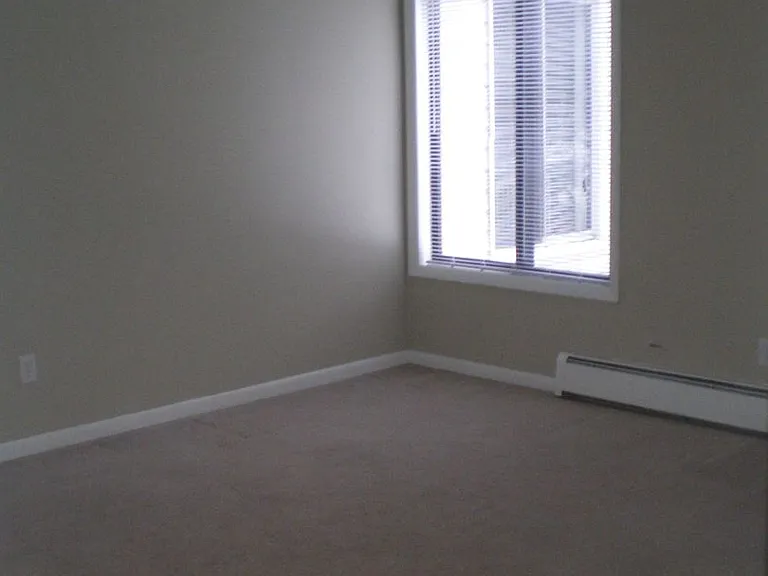 Winkworth Apartment Homes — Photo 17