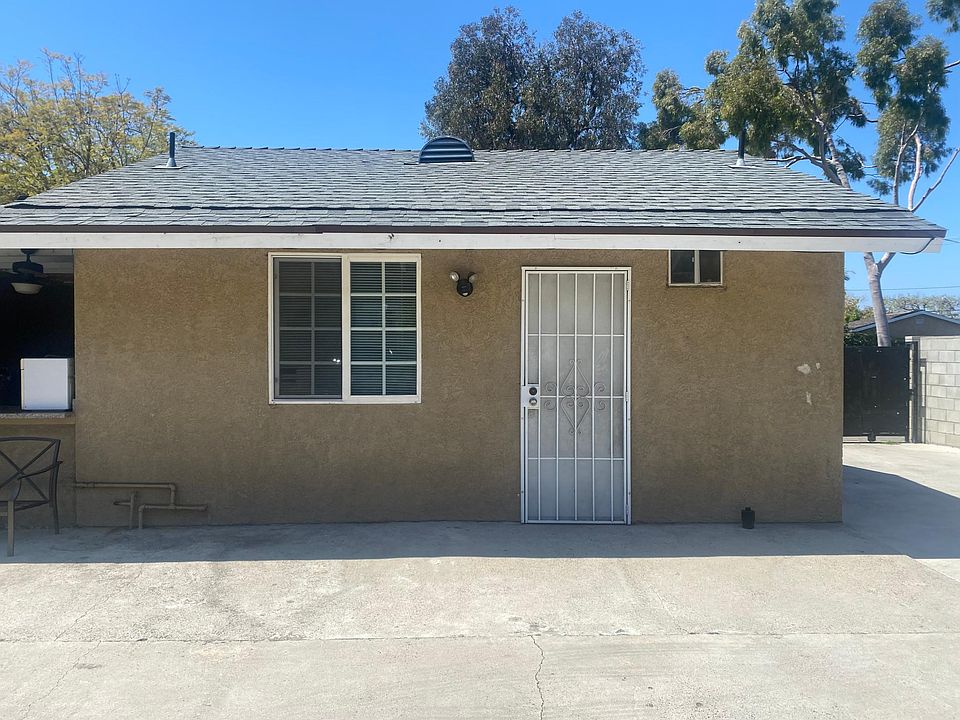 1st image of 503 E Saint Gertrude Pl