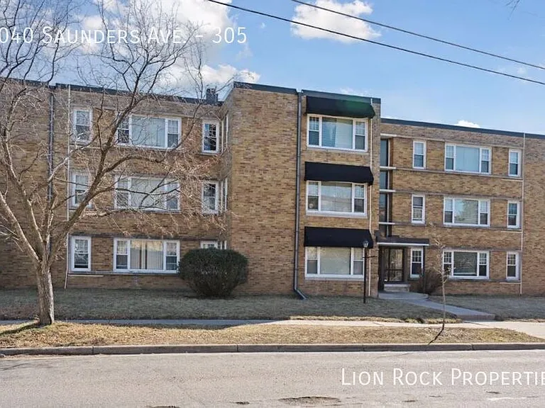 2040 Saunders Ave #305 — Photo 1