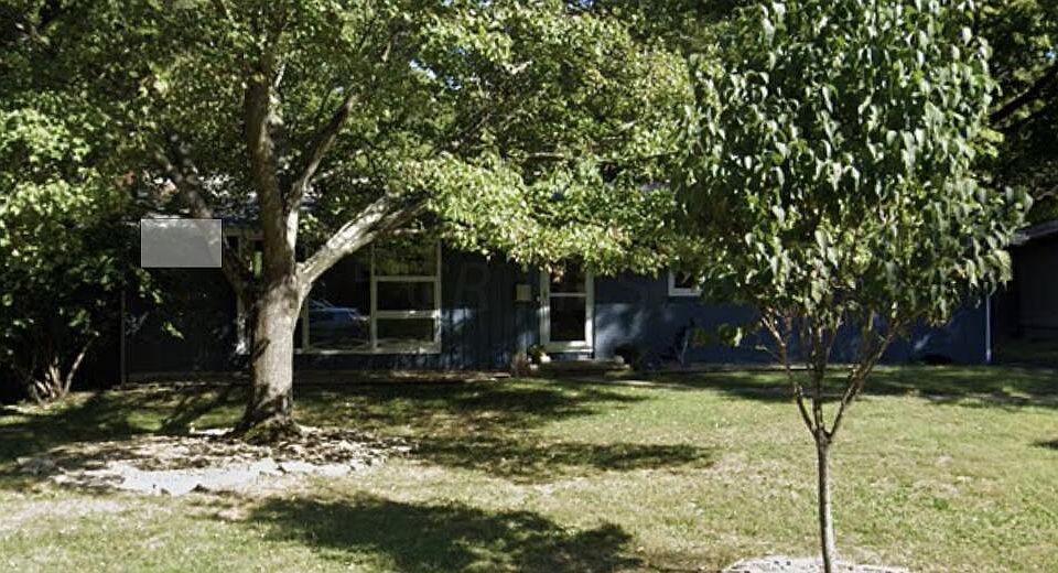 1st image of 188 Cornell Ct