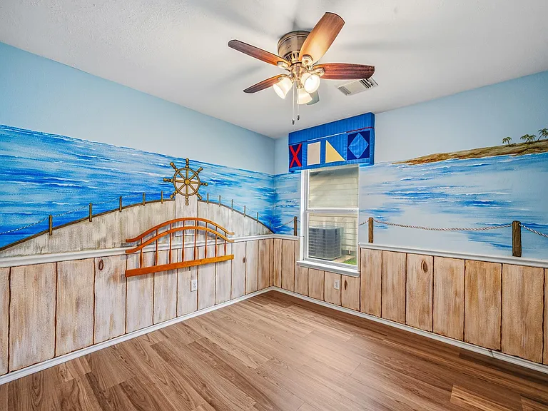 22327 Albee Dr — Photo 20