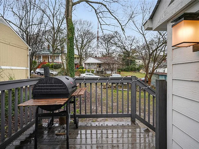 1056 Hemphill Ave NW — Photo 22