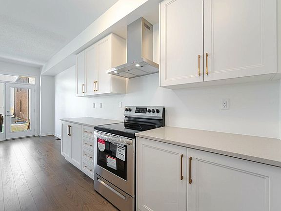 2nd image of 1437 Watercress Way