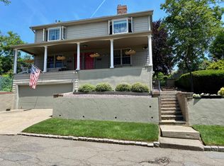 88 Standish Rd #2, Quincy, MA 02171