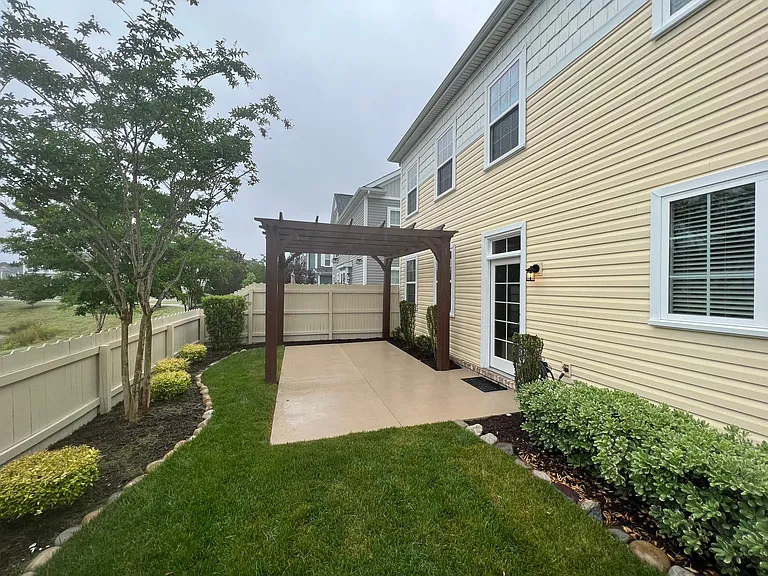 4181 Archstone Dr — Photo 32
