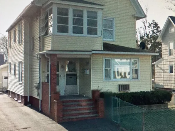 92 Brown St #3, West Haven, CT 06516