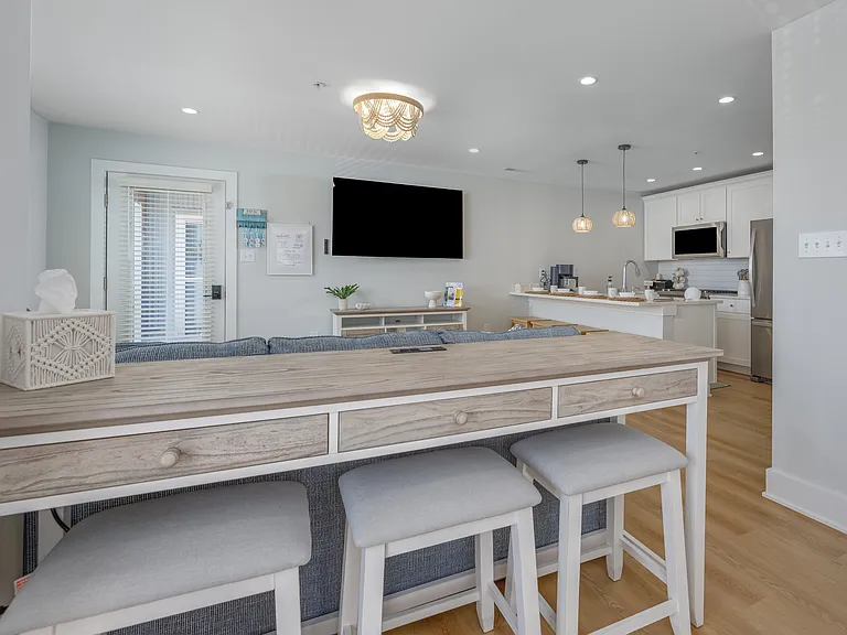 728A West Ave — Photo 13
