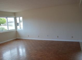 2017 Cagua Dr NE, Albuquerque, NM 87110