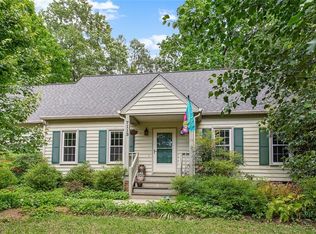 7113 Chateaugay Ln, Midlothian, VA 23112