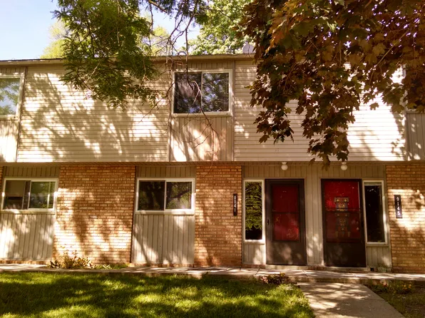 9121 Brookside Dr #9137, Whitmore Lake, MI 48189