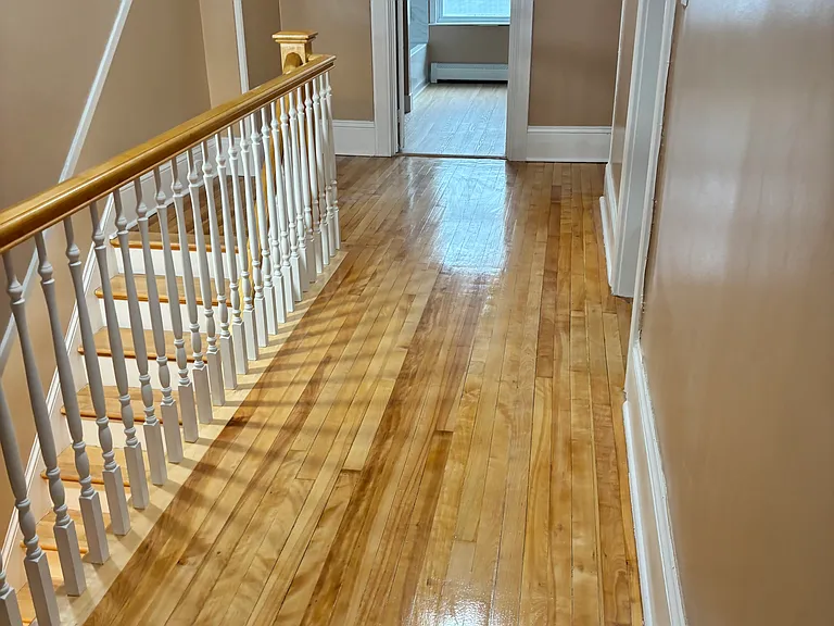 28 South St — Photo 14