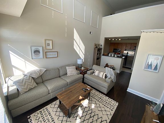 2nd image of 1901 McGuckian Ave Unit 432