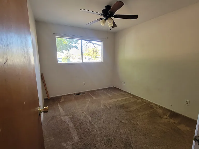 11424 Faye Ave NE — Photo 22