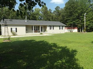 1004 Colony Rd, Grimsley, TN 38565