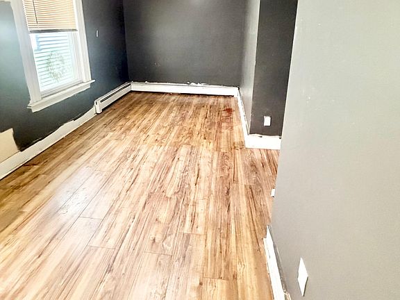 5th image of 255 W Ivy St #1