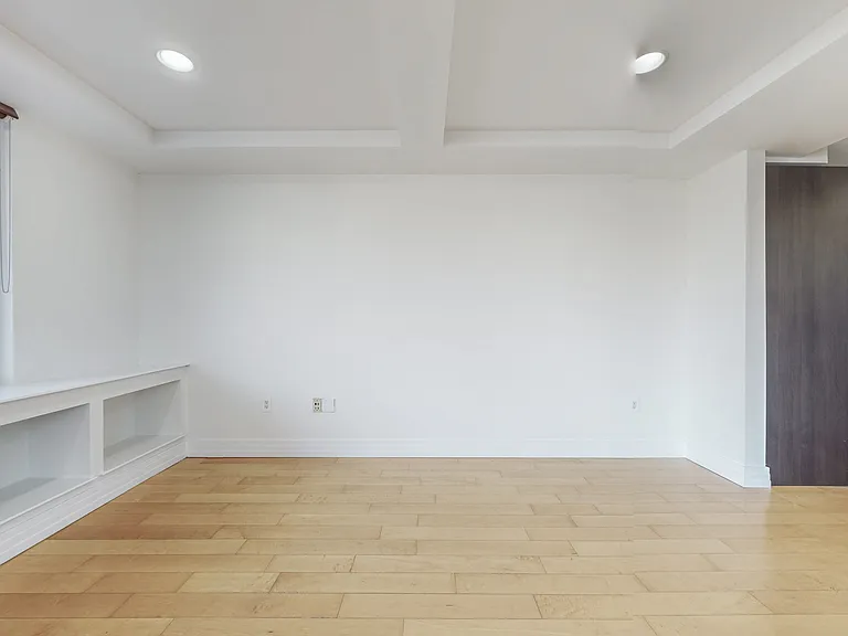 6405 Yellowstone Blvd #409 — Photo 21