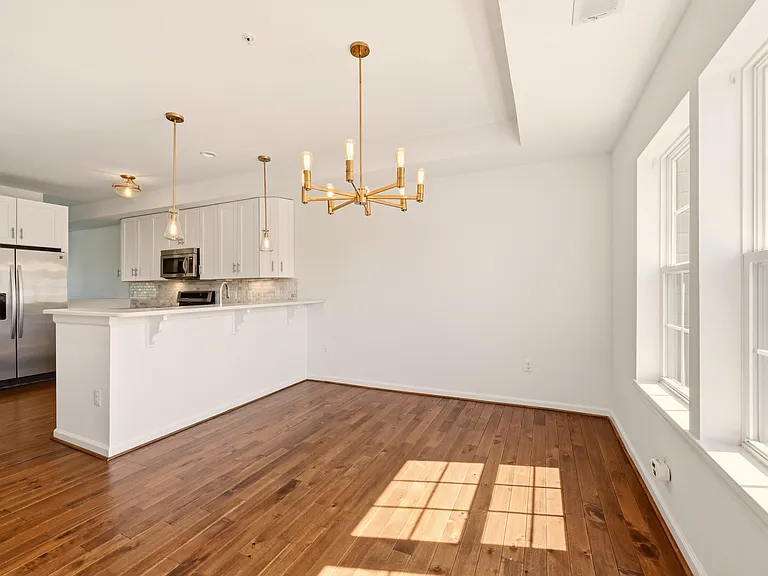 218 20th St NE #3 — Photo 18
