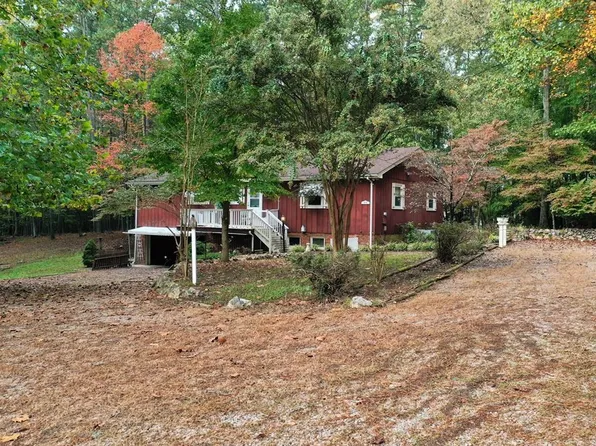 166 Deer Crossing Ln, Manson, NC 27553