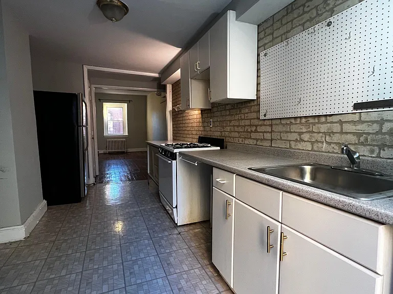 1909 Spruce St #4 — Photo 2