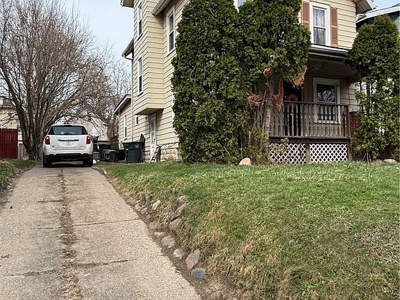 2nd image of 75 E Ido Ave