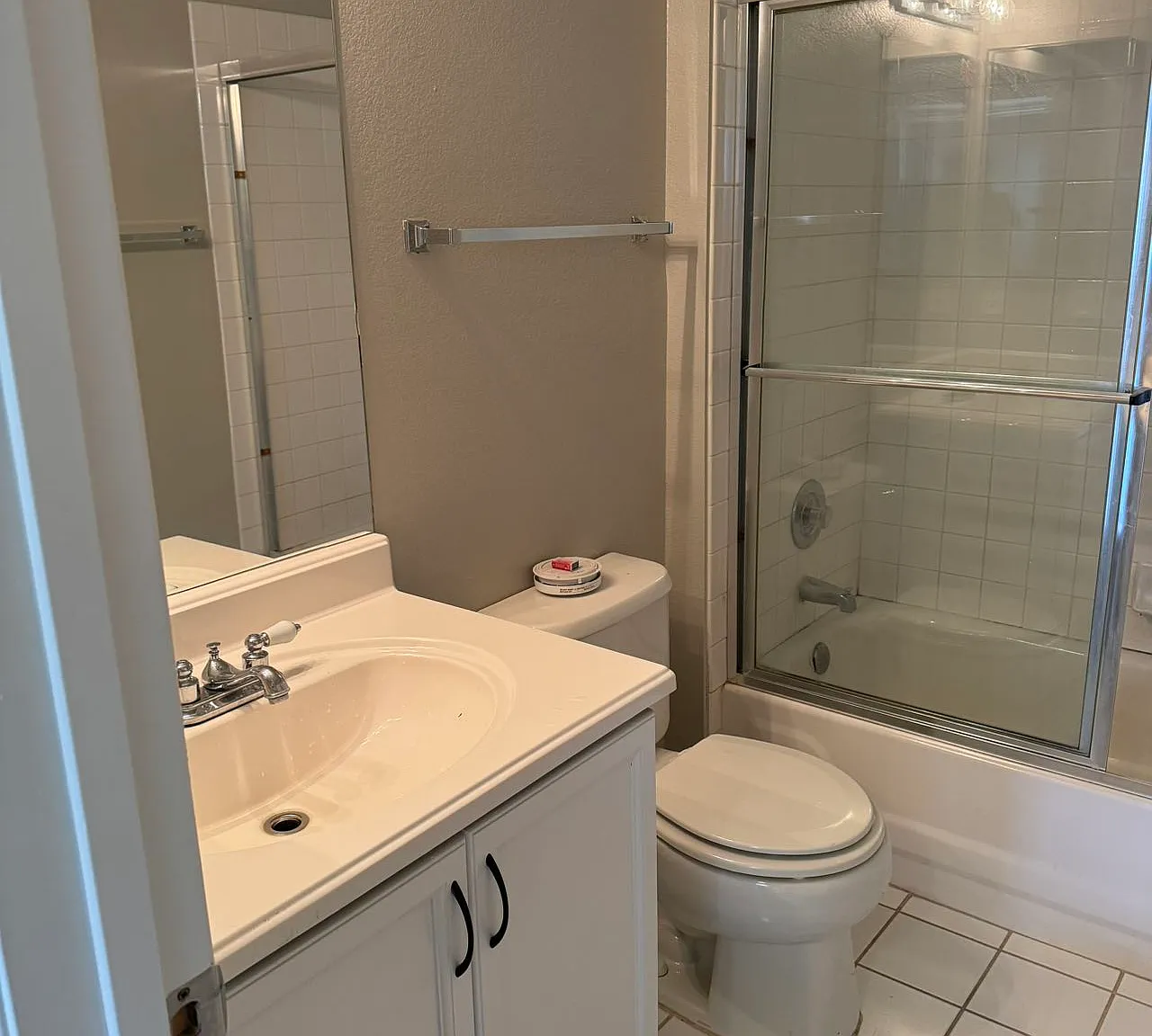 2 bed, 1287 sqft, $1,800 — Photo 1
